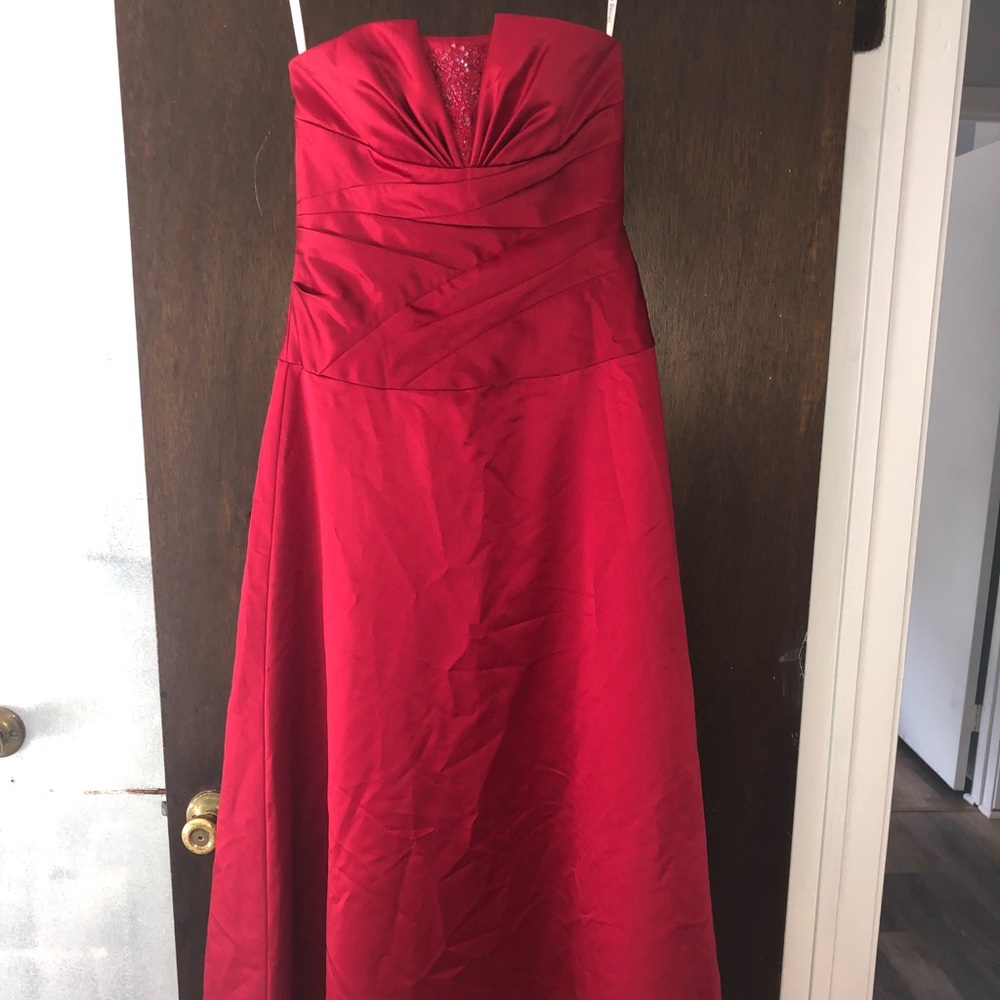 DAVID’s Bridal red gown size 6